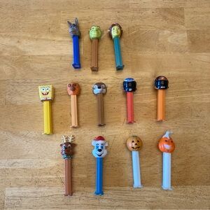 Lot Of‎ 12 Pez Dispensers Nascar Shrek Halloween Sponge Bob Christmas Golden